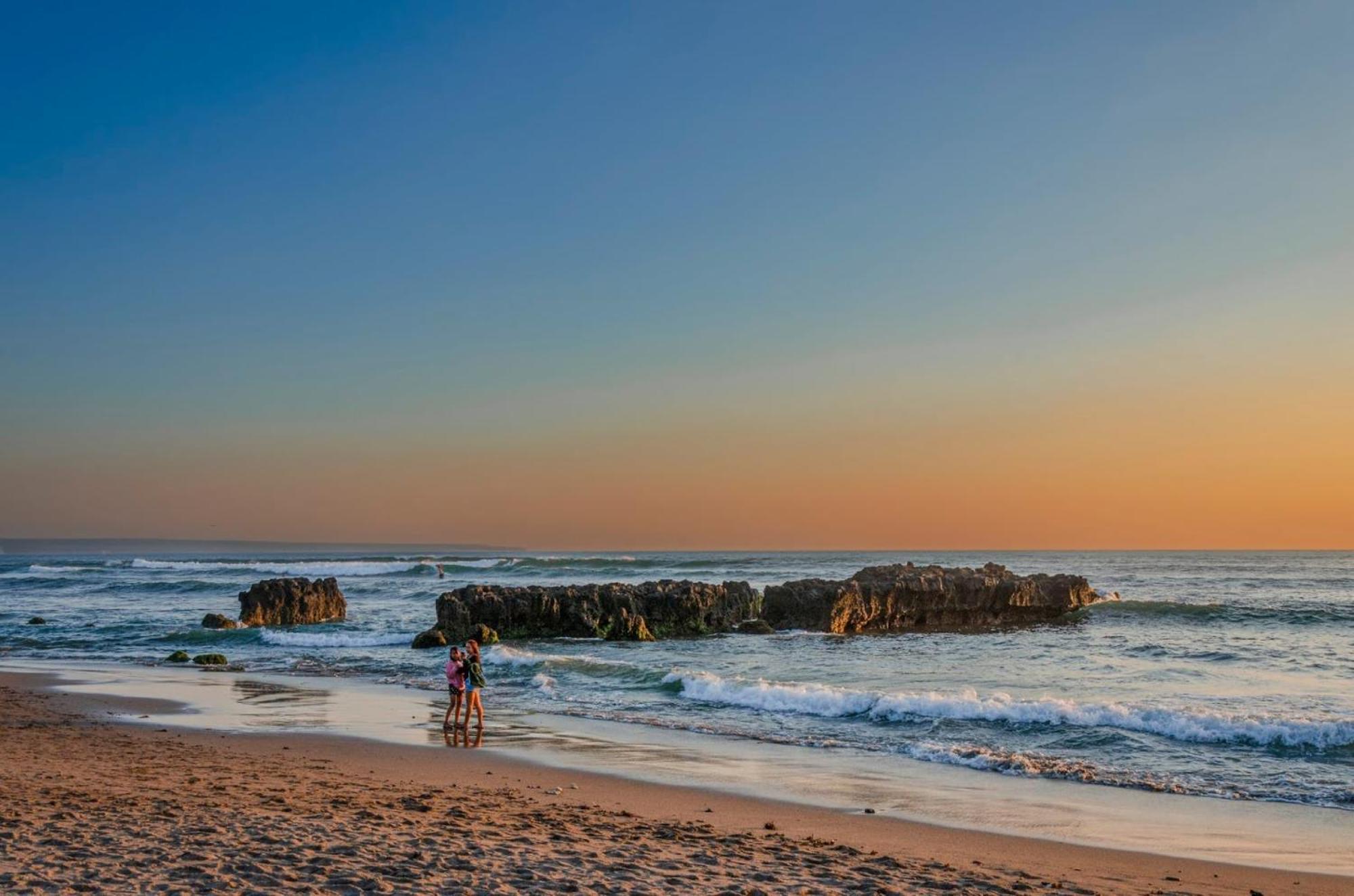 Roomates Surf Camp Canggu By Ini Vie Hospitality Екстер'єр фото