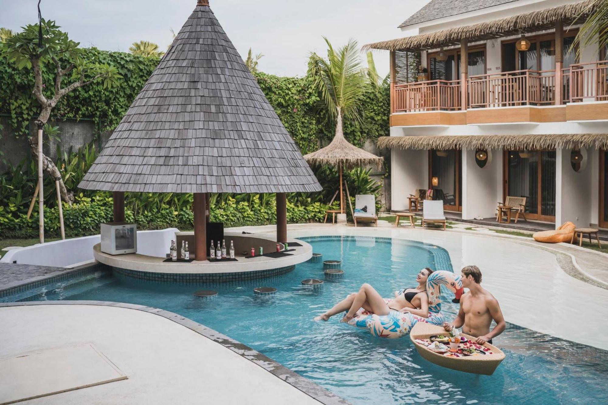 Roomates Surf Camp Canggu By Ini Vie Hospitality Екстер'єр фото